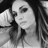 B W BedroomSelfie Zhamants