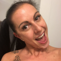 Hot MILF Texas Patti showcases her body in horny photoshoots