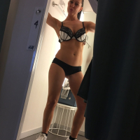 Hot MILF Texas Patti showcases her body in horny photoshoots