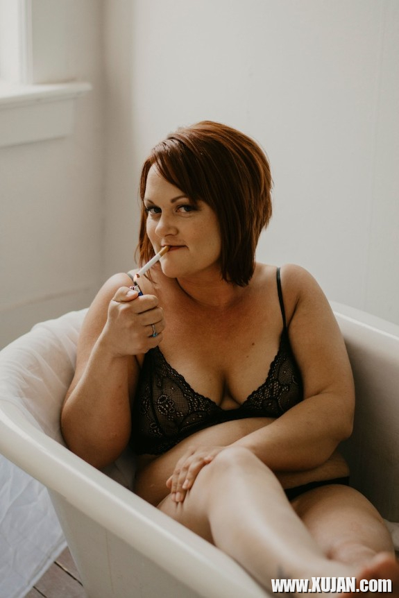 Sexy Classy pornik - Photo #894012