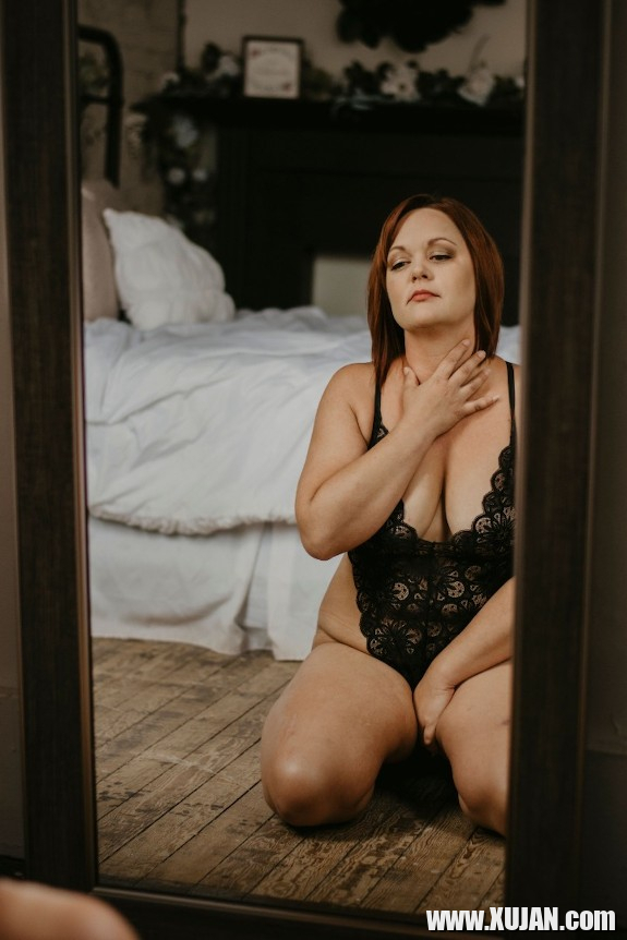 Sexy Classy pornik - Photo #894018