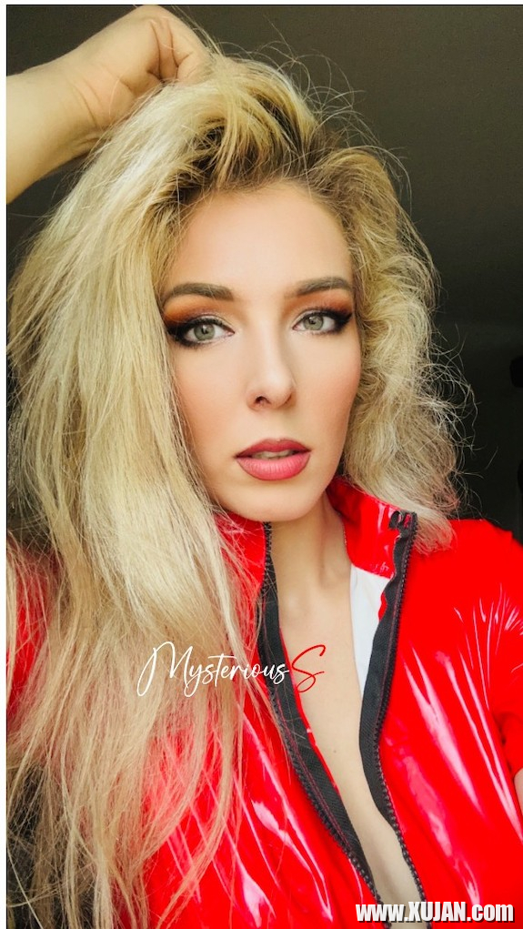 Karmir lateqsayin Findom - Photo #914280