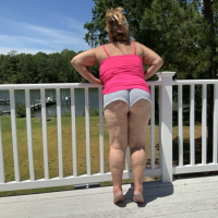 Wives in Daisy Dukes