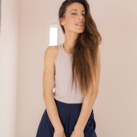 Lorena Garcia cannot stop pleasuring her wet Cunt