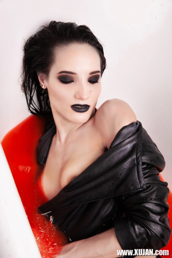 Mia Sanders erotik - Photo #942373