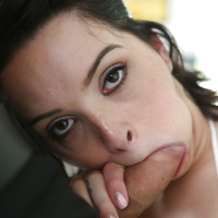 Amazing Natalie Heart prefers working with big yummy daggers