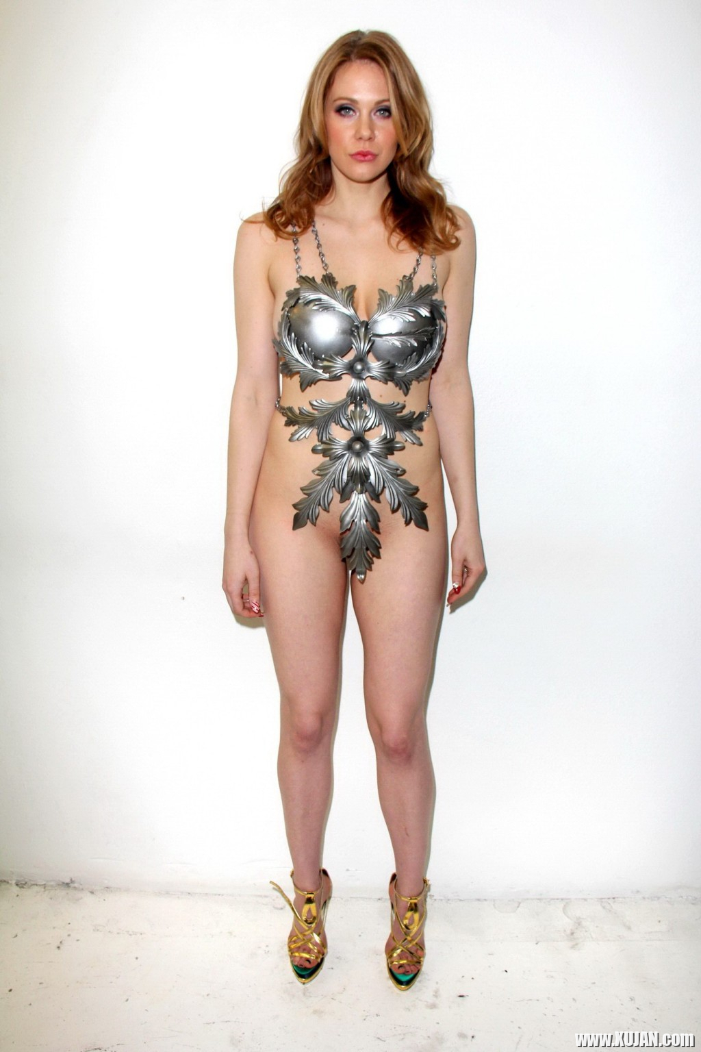 Maitland Ward pussy peek side thy shiny armor in the Pre NYE Photoshoot - Photo #950610