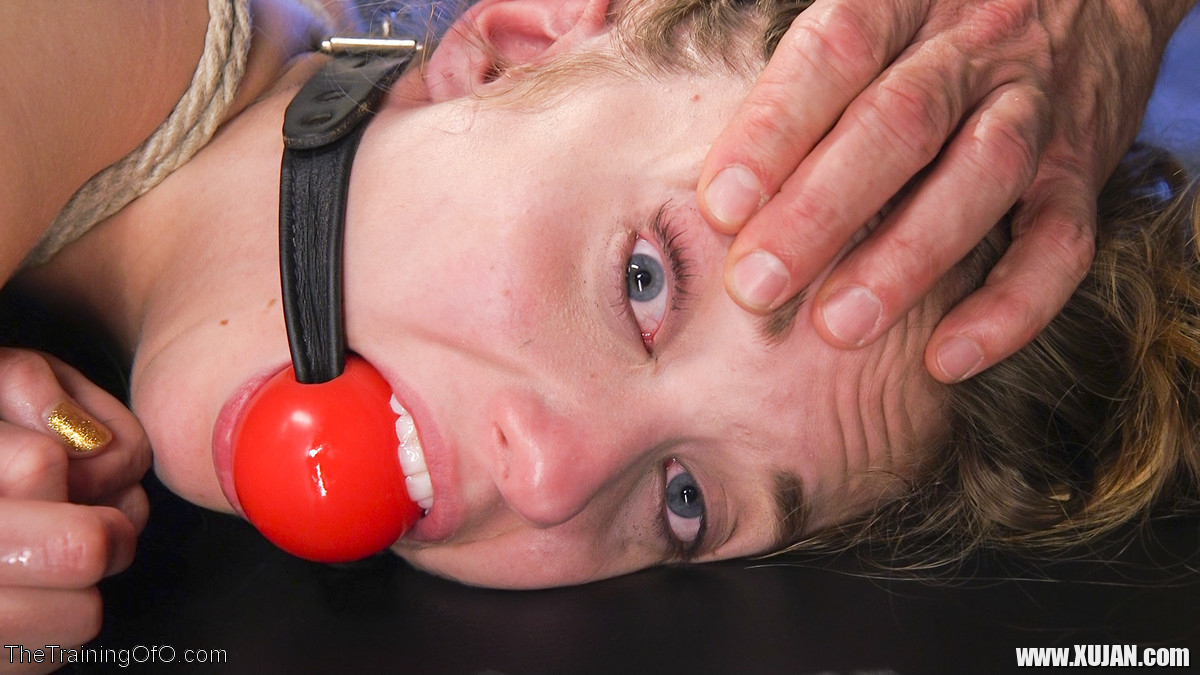 Samantha Hayes has the makings of a good slave she desires to submit cums from - Photo #952458
