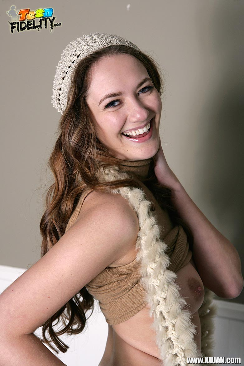 Samantha Hayes at TeenFidelity - Photo #952686