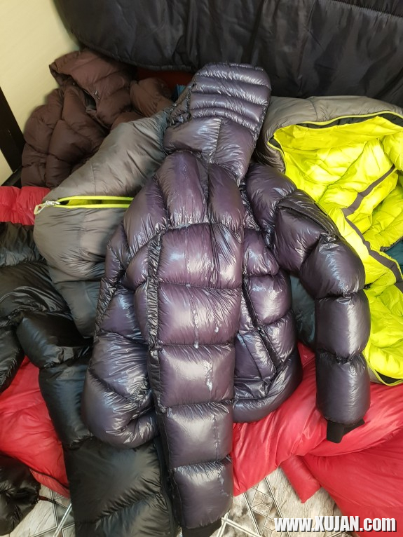 Cum My Down Jackets - Photo #960313