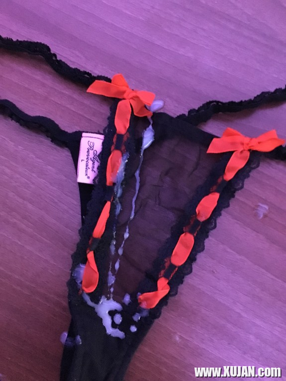 Me and panties cum Victoria Secrets - Photo #971896