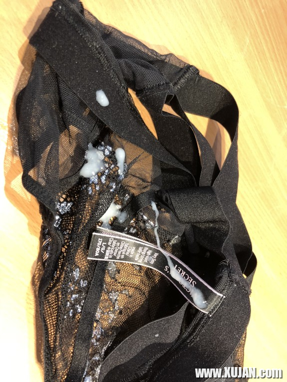 Me and panties cum Victoria Secrets - Photo #971904