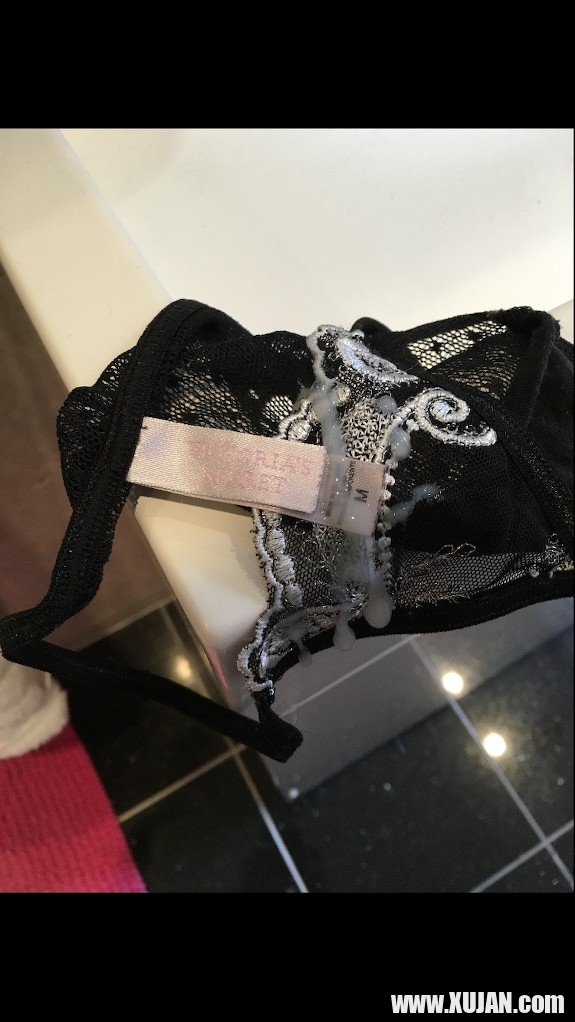 Me and panties cum Victoria Secrets - Photo #971913