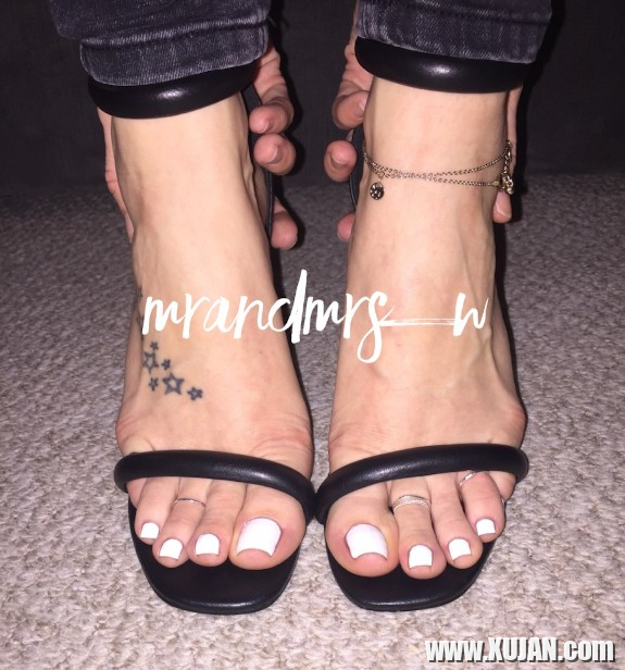 Mrs W Sexy White Gloss Pedi krunkner ev sandalner khaghal - Photo #972390