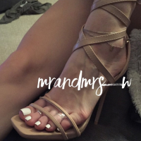 Mrs W Sexy White Gloss Pedi krunkner ev sandalner khaghal