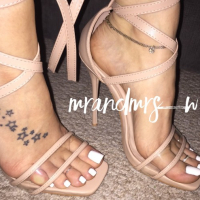 Mrs W Sexy White Gloss Pedi krunkner ev sandalner khaghal