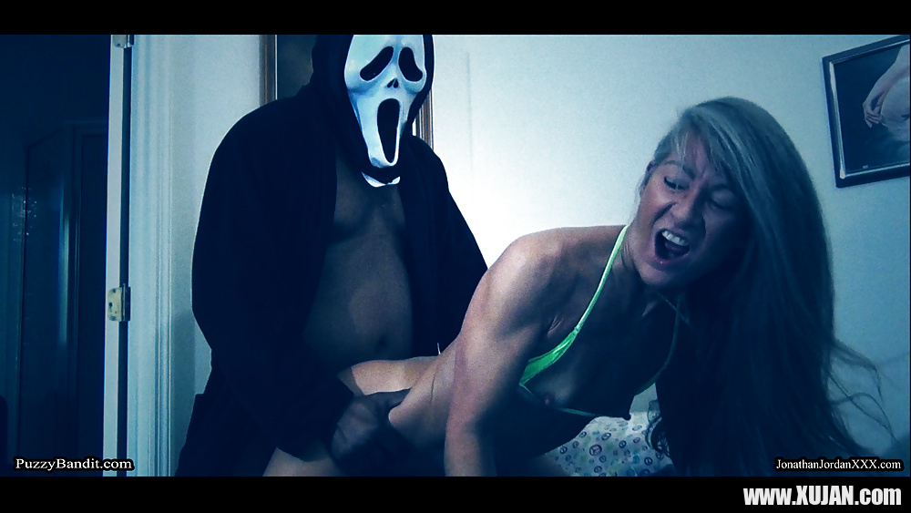 The Masked Bandit Stalks Leilani lei - Photo #984752