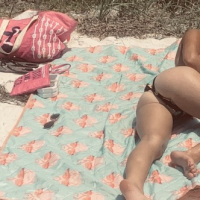 Loghapi bikini nkarner
