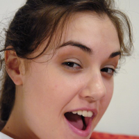 Sasha Grey stuffing her gaping Pussy with Dildos