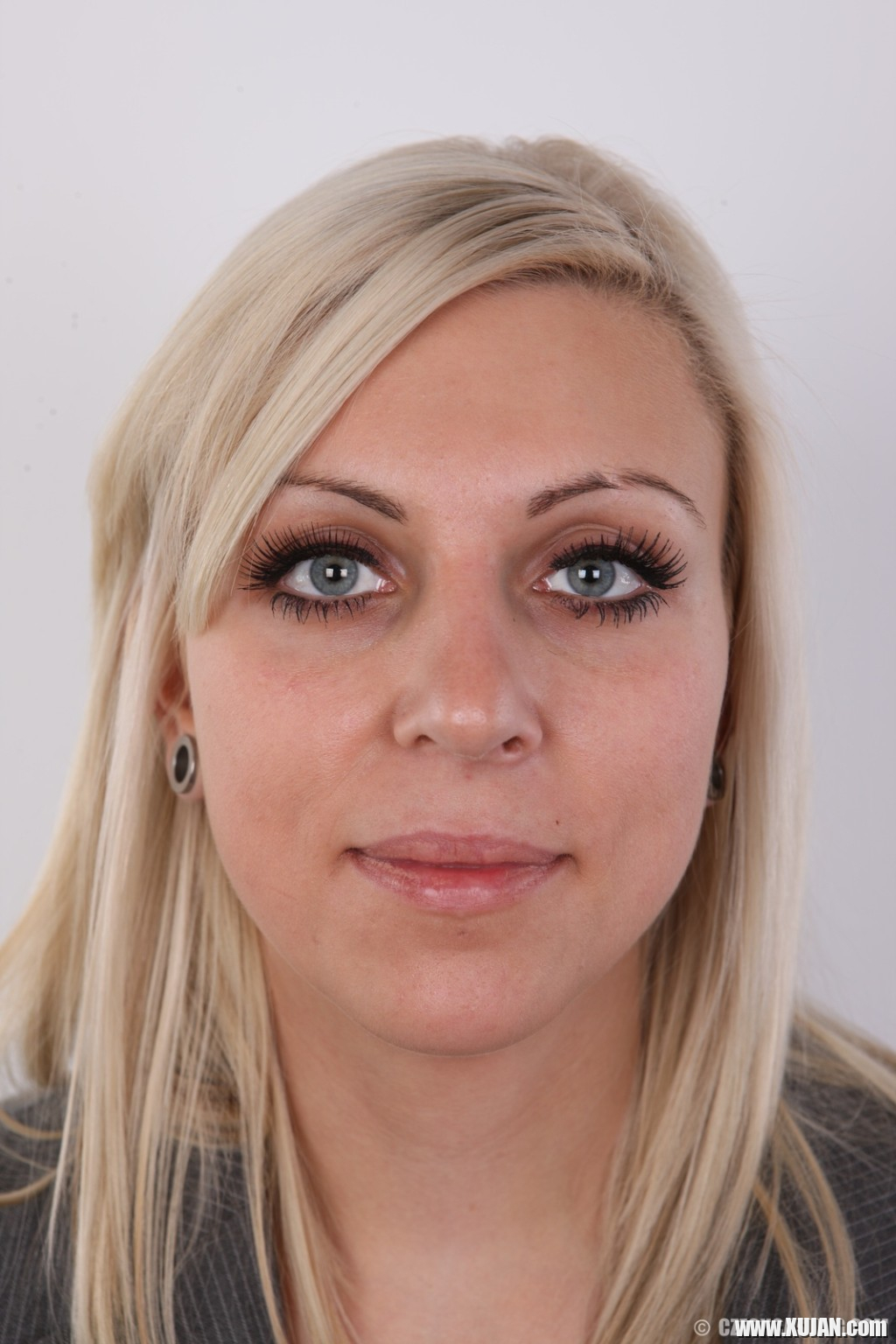 Blonde secretary in casting scene - Photo #1272860
