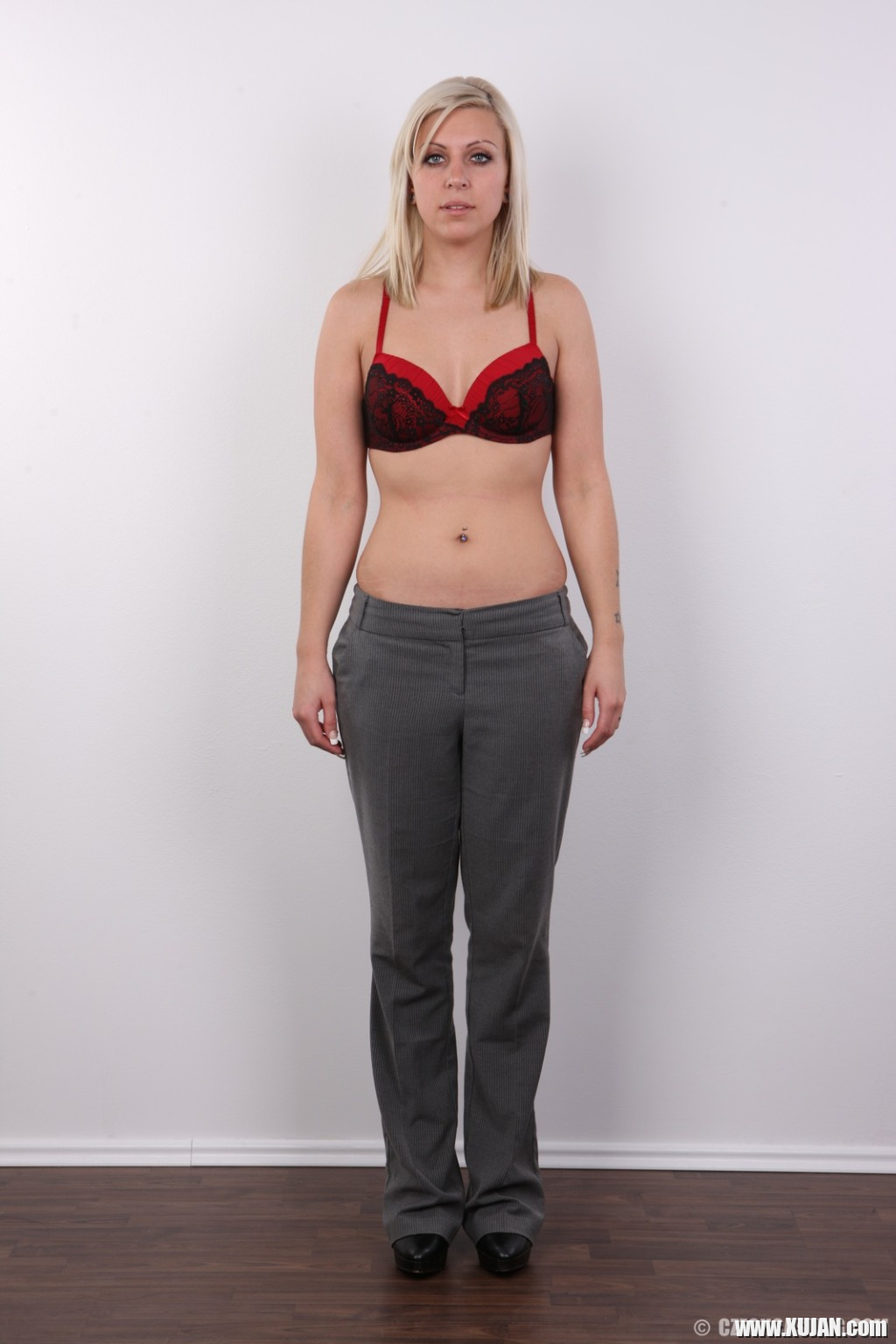 Blonde secretary in casting scene - Photo #1272862