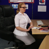 Secretary facial blowjob