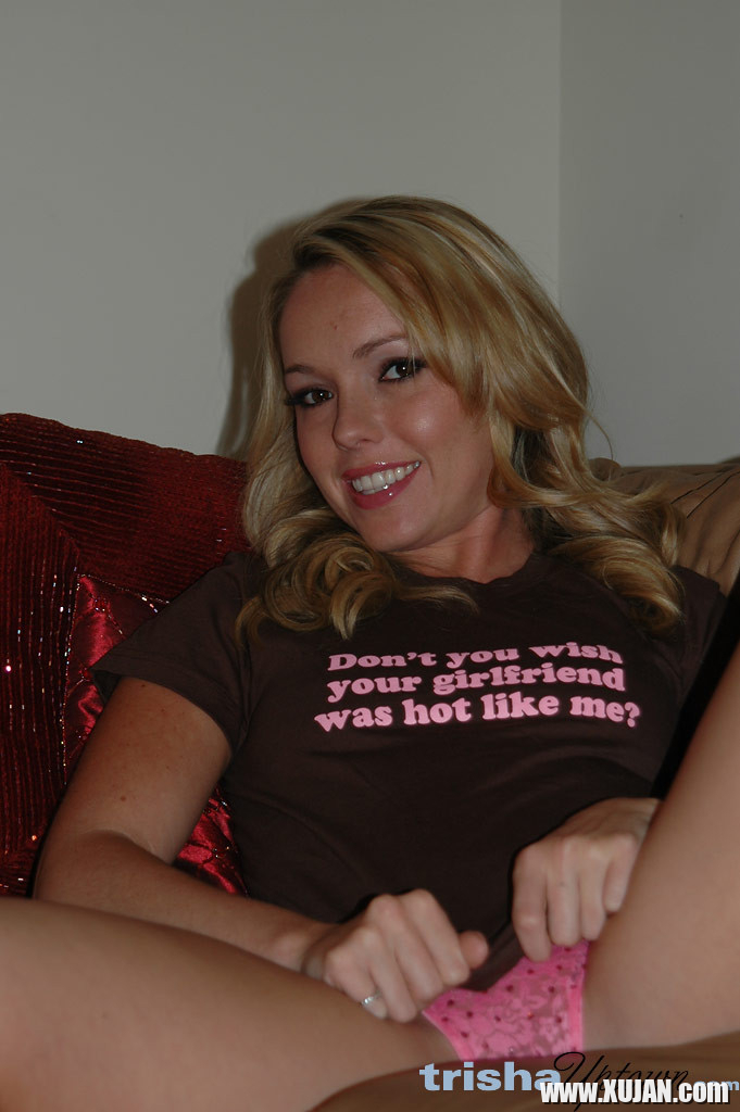Trisha Uptown Shows You Her Pink Panties - Photo #1278948