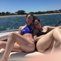 Vallystar y bikiniov qroj het