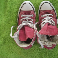 Temporarly for sale my beloved ConverseSaled