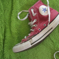 Temporarly for sale my beloved ConverseSaled