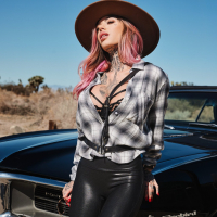 Wild tattooed babe Chantal Danielle gets plundered hard by shady stranger