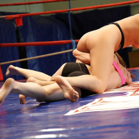 Hot catfight of marvelous lesbian beauties Bibi Noel and Amirah Adara
