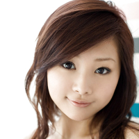 Seductive asian babe Suzuka Ishikawa slipping off her clothes