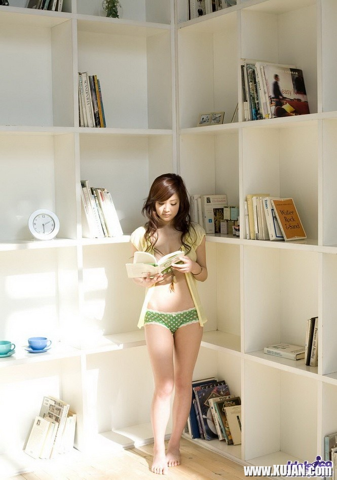 Lovely japanese Suzuka Ishikawa shows her hot tits - Photo #1009839