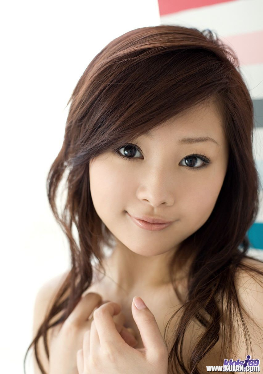 Suzuka Ishikawa Lovely Japanese babe models her cute clothes - Photo #1010005