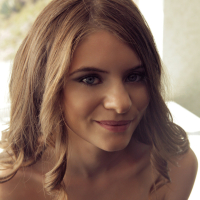 Alice March naughty teen posing