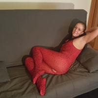 Lil Mama n bats ker karmir hovazi tpagrutyamb