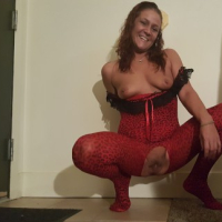 Lil Mama n bats ker karmir hovazi tpagrutyamb