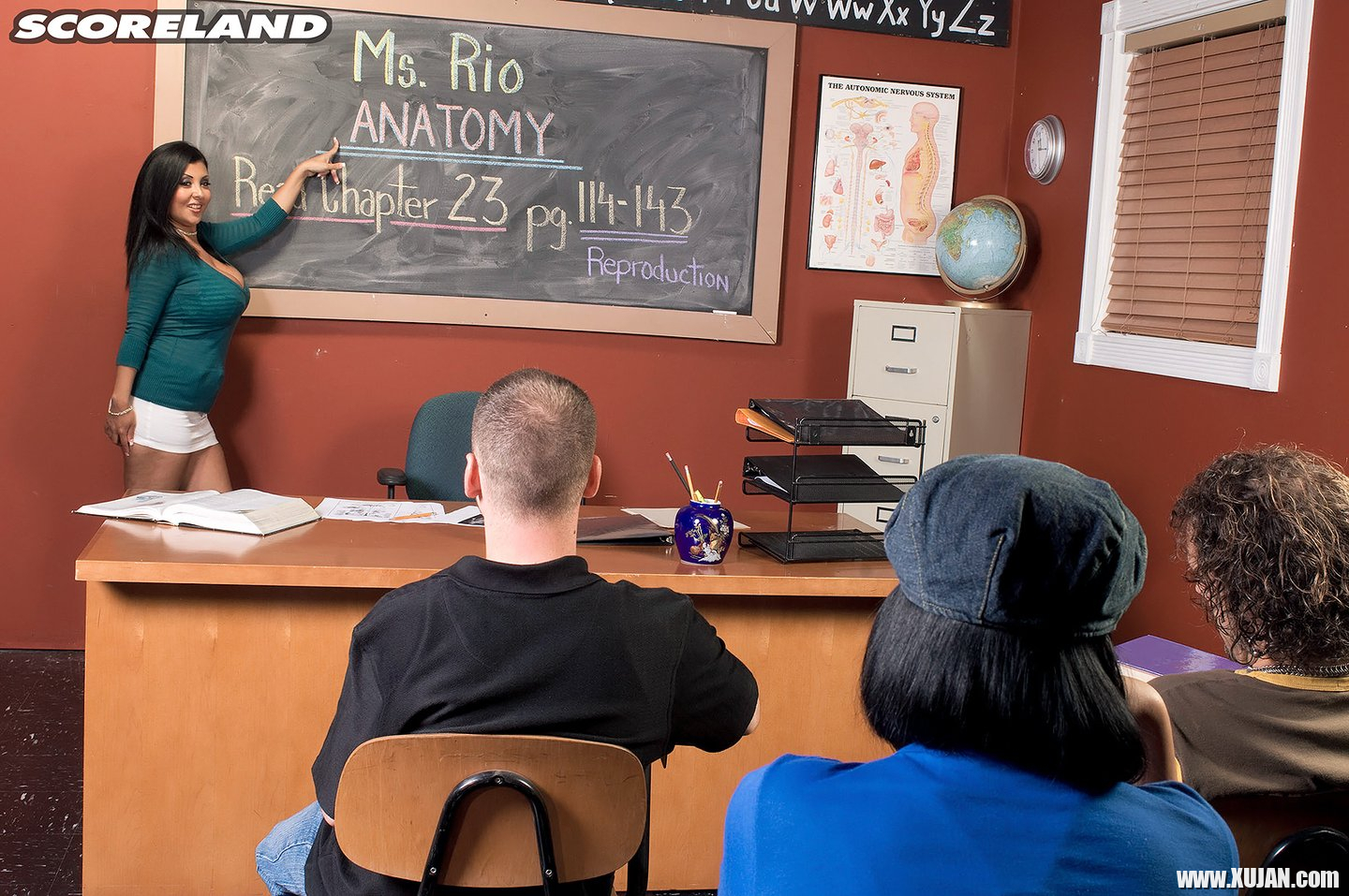 Filthy professor Jaylene Rio fucks her student - Photo #1028479