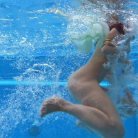 LIZI VOGUE UNDERWATER SWIMMING POOL