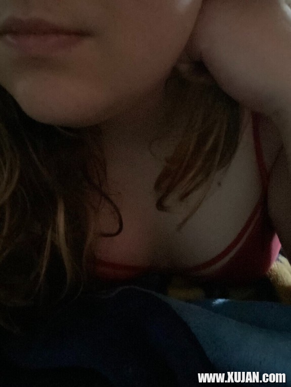 Chloes Bra ev Tit Pics - Photo #1033115
