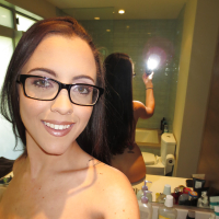 Pretty babe in glasses Roxanne Rae stripping and picturing herself