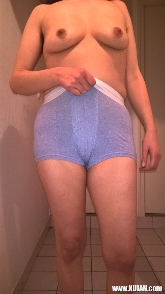 Mazot Milf In Boxer - Photo #1047596