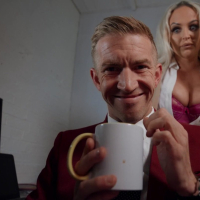 Black starlet Kiki Minaj shares a big dick with hot blondie Louise Lee