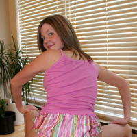 Pictures of Madison Summers teasing you from her home