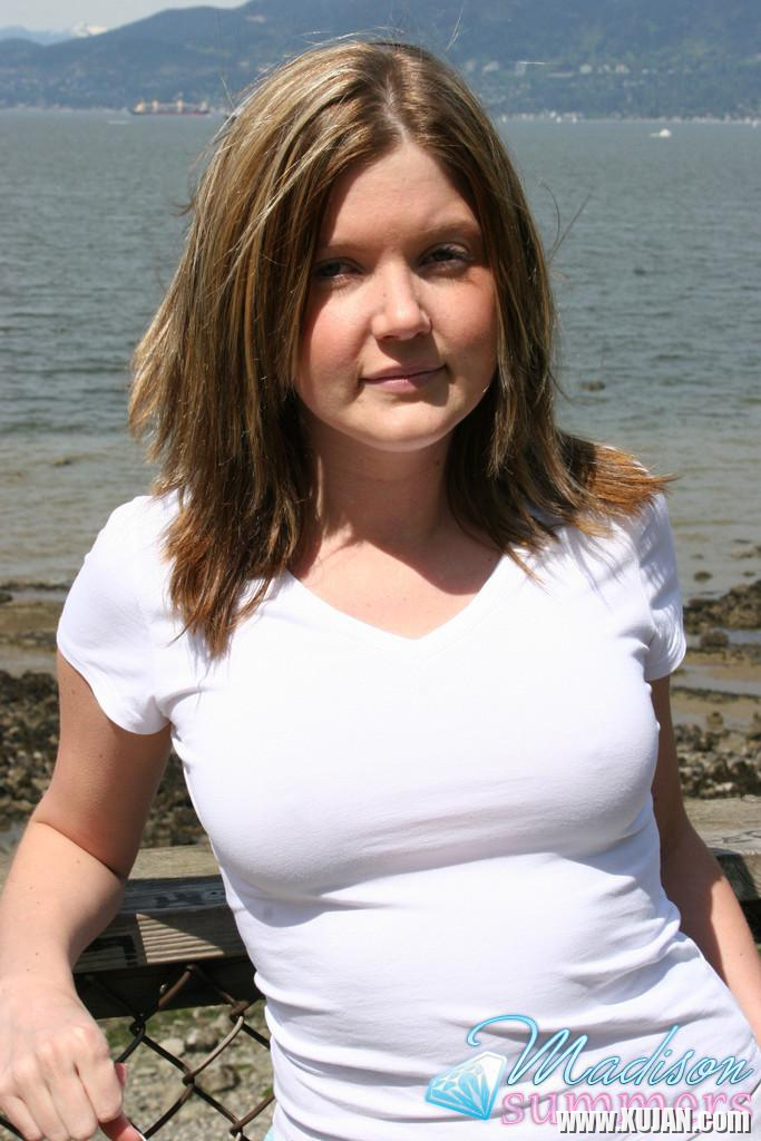 Pictures of Madison Summers flashing outside - Photo #1059887