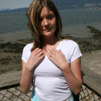 Pictures of Madison Summers flashing outside
