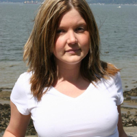 Pictures of Madison Summers flashing outside