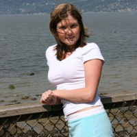 Pictures of Madison Summers flashing outside