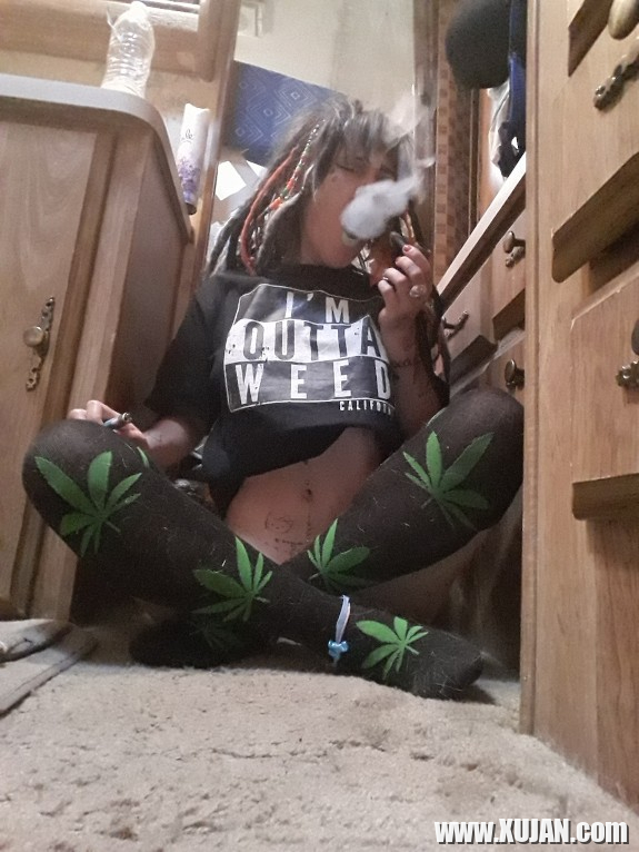 Daddys slutty lil StOneR - Photo #1062747